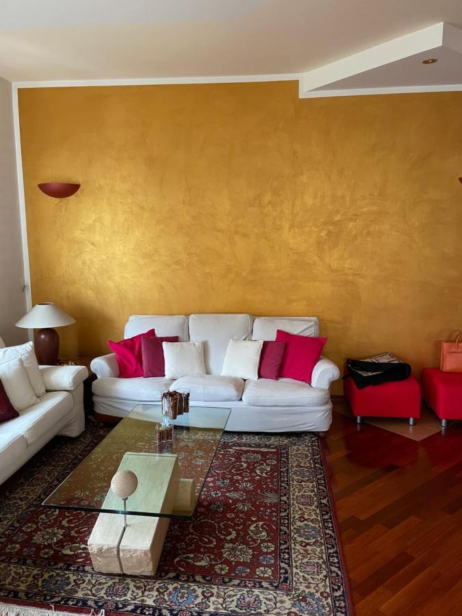 Zen Located In Pre Hill Apartamento Turín
