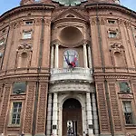 Zen Apartment Located In Turin Pre Hill